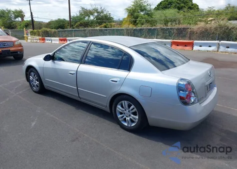 2004 Nissan Altima 2.5 S z USA, uszkodzony, nr VIN 1N4AL11D24C187979